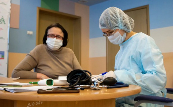 Вакцинацию для пожилых красногорцев провели в ДК «Опалиха»