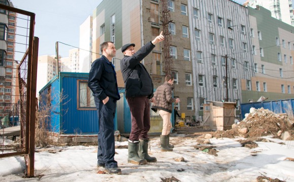 Михаил Сапунов проверил ход работ по строительству соцобъектов