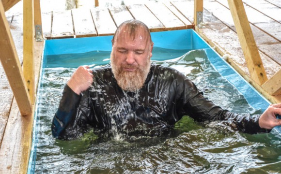 Красногорцев просят соблюдать меры безопасности во время крещенских купаний