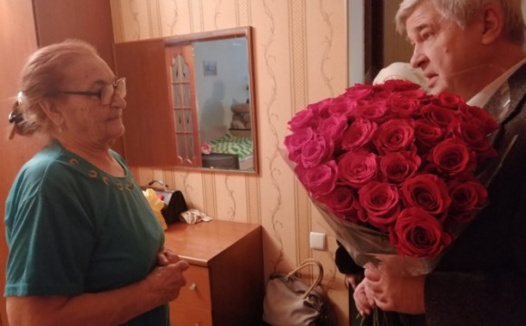 С 90-летием поздравили ветерана Великой Отечественной войны в Красногорске