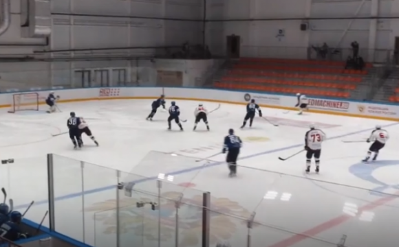 Матч молодежной хоккейной лиги прошел в Красногорске