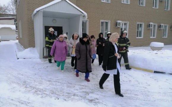 Работники Красногорского территориального управления приняли участие в Едином дне тренировок по эвакуации