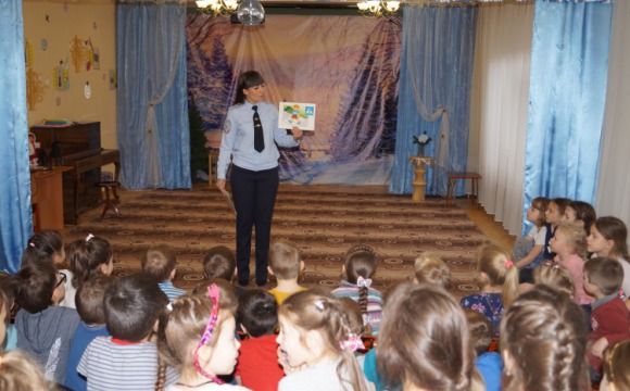 Красногорских дошкольников обучают правилам ПДД