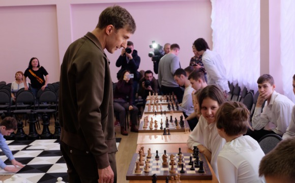 В Красногорске прошёл шахматный турнир для юных беженцев ЛНР и ДНР