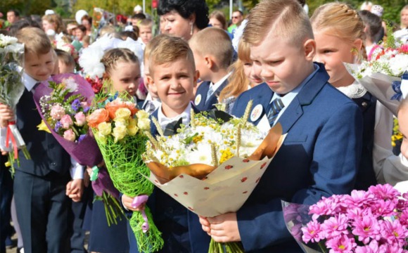 Более 1800 первоклассников записали родители в школы Красногорска