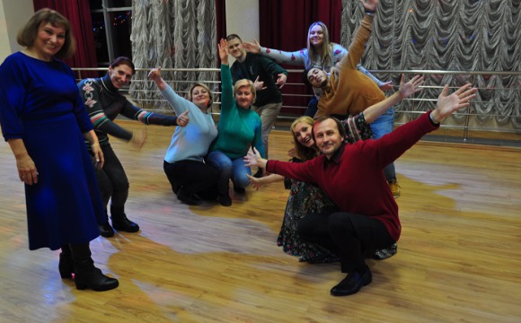 11 ноября в Доме культы «Луч» с. Петрово – Дальнее состоялся очередной музыкально – танцевальный вечер