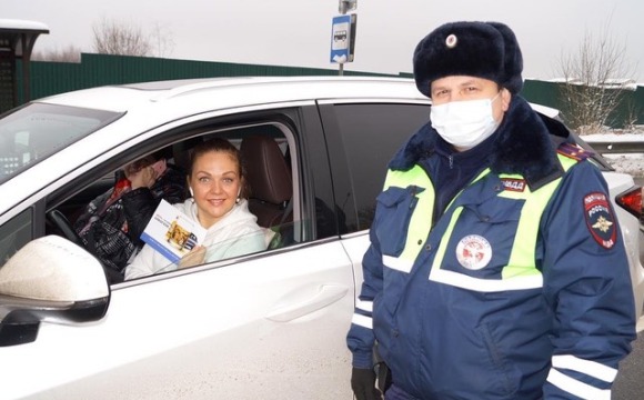 В Подмосковье сотрудники Госавтоинспекции проводят рейды по выявлению нетрезвых водителей