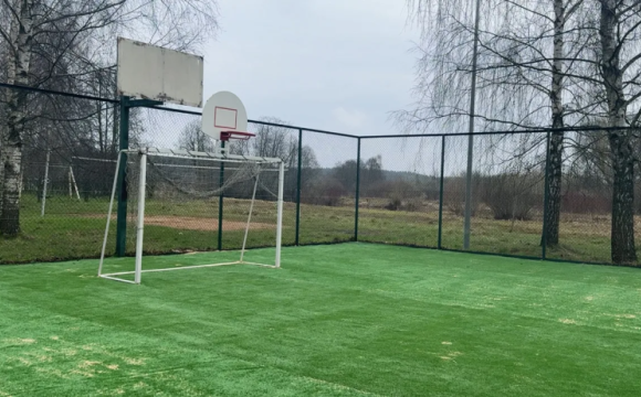 На Ильинской территории городского округа Красногорск продолжается ремонт детских и спортивных площадок