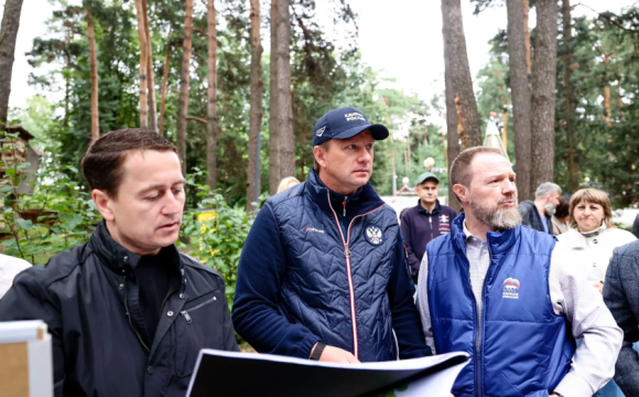 Дмитрий Волков и Сергей Колунов проинспектировали модернизацию автогородка в «Сказочном»