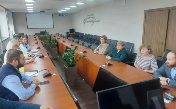 В Красногорске состоялась встреча членов Совета ветеранов с заместителем председателя Совета депутатов, руководителем фракции «Единая Россия» городского округа Красногорск Богданом Андрияновым