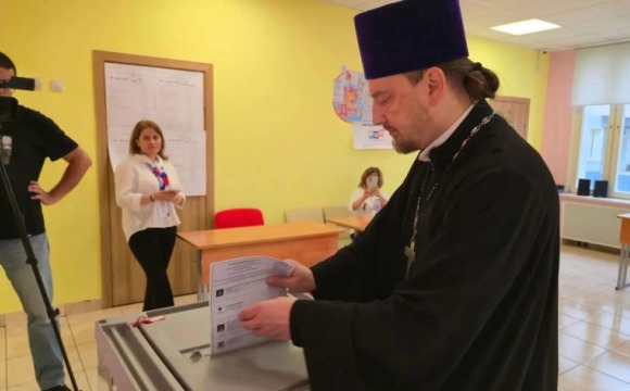 Священник Василий Лосев: «Быть на выборах - значит быть вместе с народом»