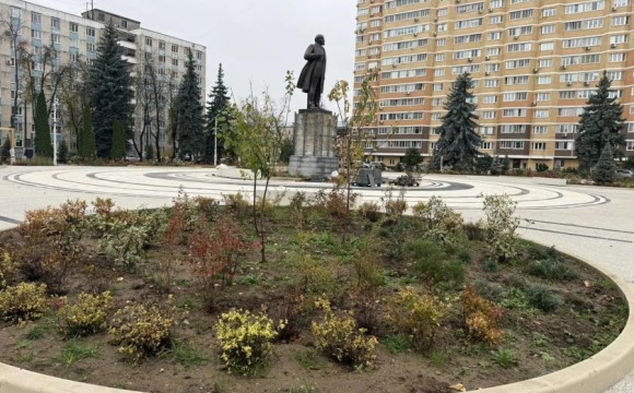 Реконструкция площади Оптиков идет с опережением графика
