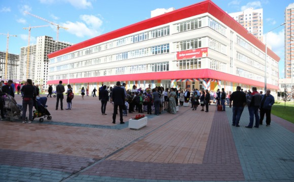 Новая школа №20 на 1100 учащихся открылась в Путилково