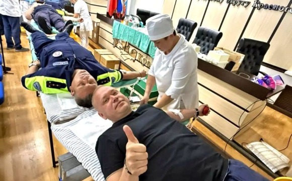 Сотрудники Госавтоинспекции подмосковного Красногорска приняли участие в благотворительной донорской акции