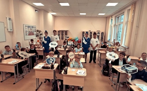 Торжественное посвящение первоклассников в пешеходы