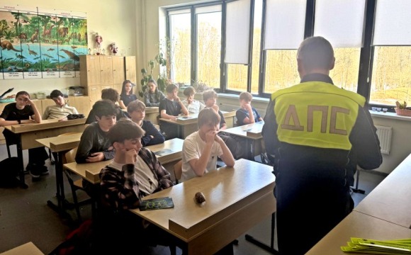 Познавательные беседы по ПДД от Госавтоинспекции в преддверии весенних каникул