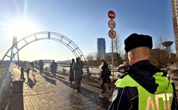 В городском округе Красногорск сотрудники Госавтоинспекции провели масштабный профилактический рейд, направленный на обеспечение безопасности дорожного движения среди пеших участников дорожного движения