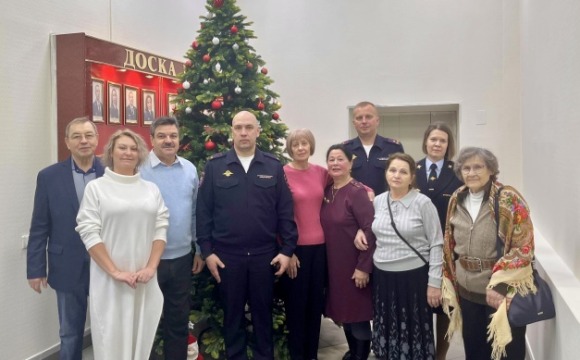 Начальник УМВД России по г.о. Красногорск поздравил вдов и родственников сотрудников, погибших при исполнении служебных обязанностей с наступившими праздниками
