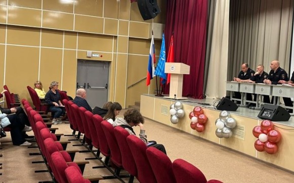 В Красногорске начальник Управления полиции провел встречу с жителями