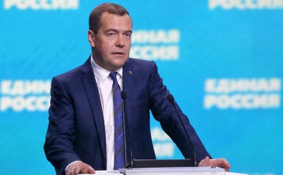 Медведев дал ряд поручений по итогам приема граждан