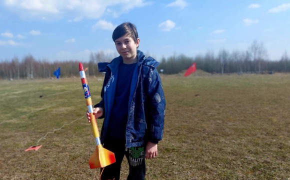 Красногорские воспитанники детского авиамодельного клуба «Зигзаг» Нахабинской СОШ №3 запустили свыше 30 моделей ракет