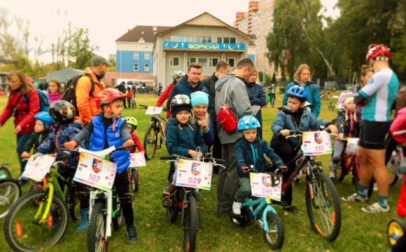 300 человек приняли участие  в благотворительном велокроссе