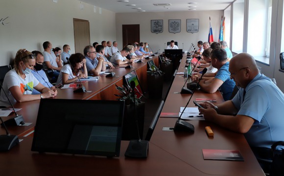 Ход ремонта подъездов обсудили в Красногорске