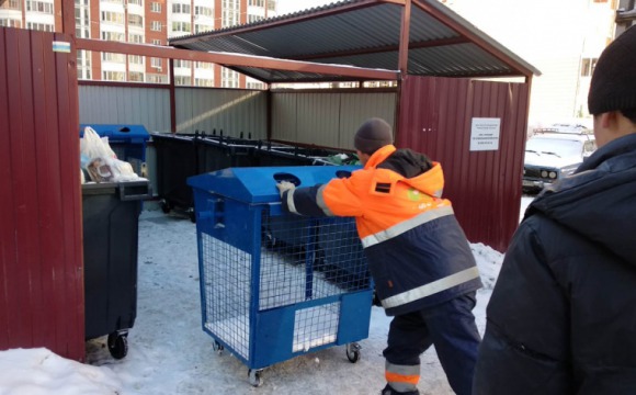 В Путилково установили «синие» контейнеры