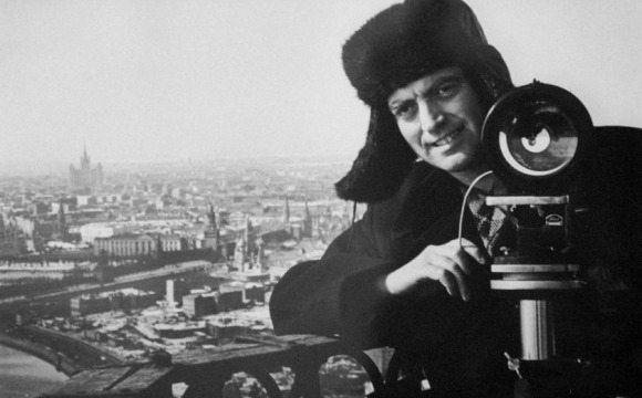 В Нижнем Новгороде при участии «Швабе» открылась фотовыставка о полете первого человека в космос