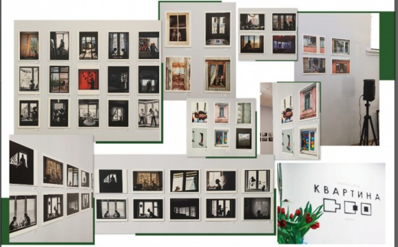 В Микрогороде «В лесу» открылась фотовыставка «История одного окна»