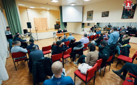Жителям Красногорска ответили на вопросы по ЖКХ