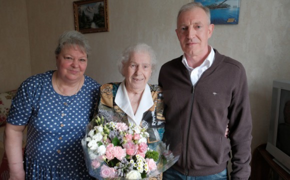 Жительница посёлка Архангельское Александра Васильевна Жукова отметила свой 95-летний юбилей