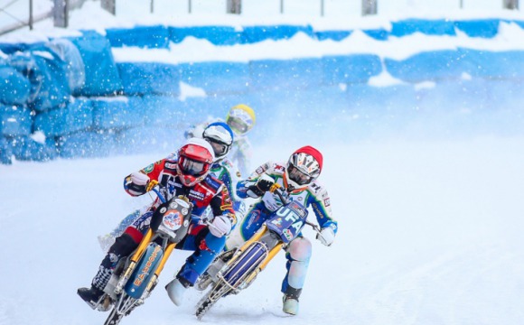 В Красногорске стартовал финал Личного Чемпионата России по ледовым мотогонкам