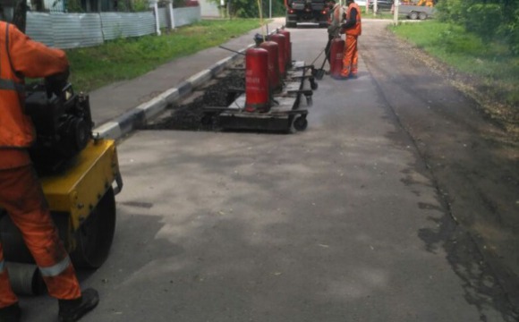 Глава Красногорска Радий Хабиров взял на контроль ямочный ремонт дорог в округе