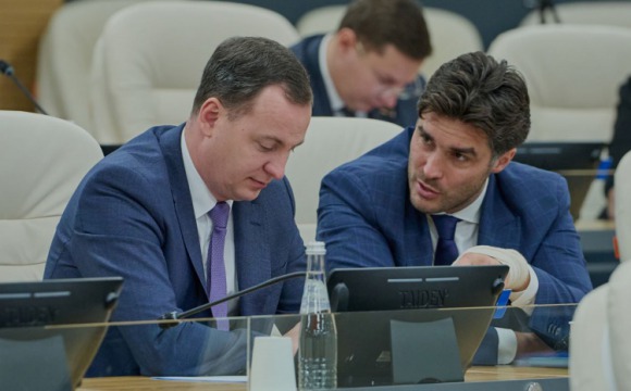 Депутат Маликов: необходимо жестче контролировать посещаемость студентов