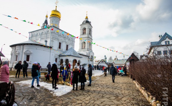 Проводы Масленицы и Прощеное воскресенье отметили в храме великомученика Димитрия Солунского