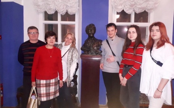 Ребята из красногорской театральной студии побывали на экскурсии в Москве