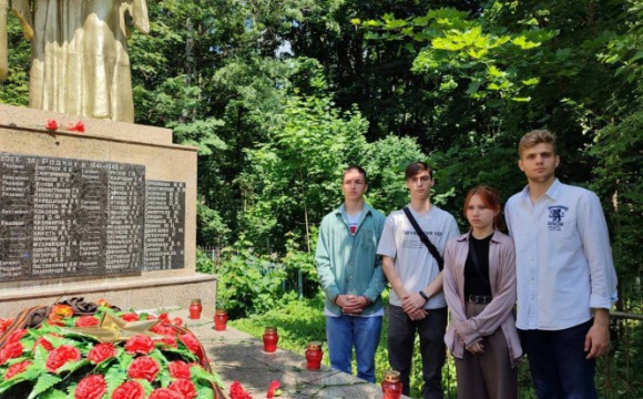 Акция «Свеча памяти» прошла в Красногорске