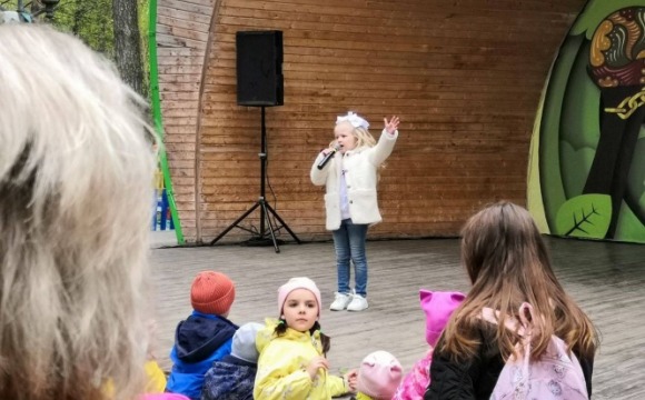 В Красногорских парках прошла концертная программа «Победный май»