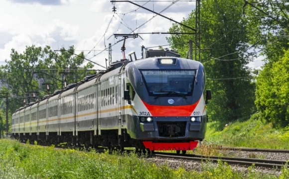 Три опасных «народных тропы» через железную дорогу зарыли в Красногорске в 2025 году