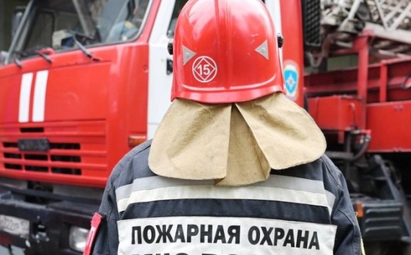 Экстренные оперативные службы ликвидировали открытое горение в квартире на пятом этаже в МКД на ул. Заповедной в ЖК «Ильинские луга»