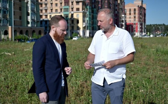Депутат проверил работу автобуса 13К в жилом комплексе «Митино О2»