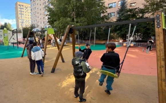 В Красногорске  установлены две губернаторские детские площадки!