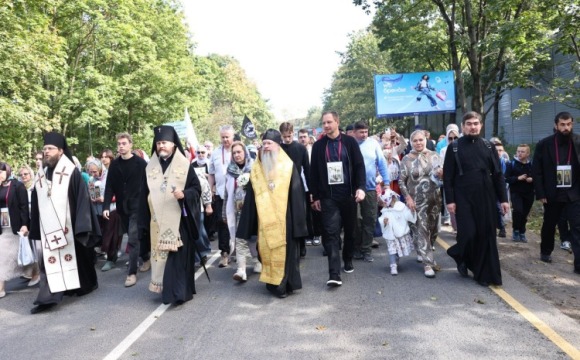 Свыше пяти тысяч человек приняли участие в крестном ходе в Красногорске