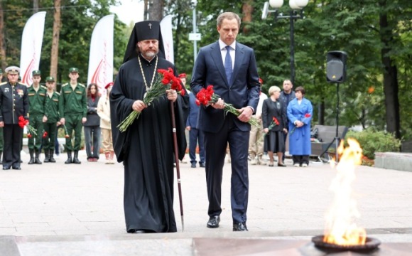 Дмитрий Волков почтил память бойцов на Красной горке