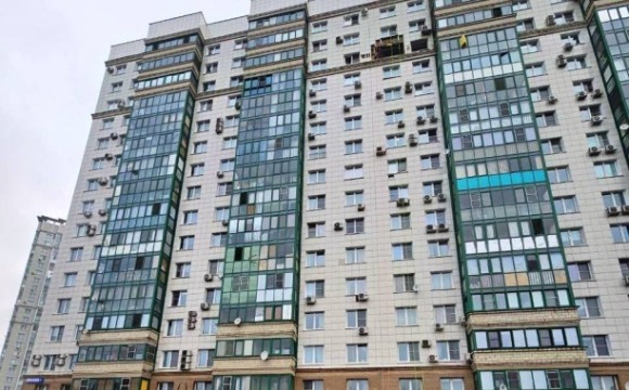 В жилом доме на бульваре Космонавтов, 1 началось восстановление после падения беспилотника