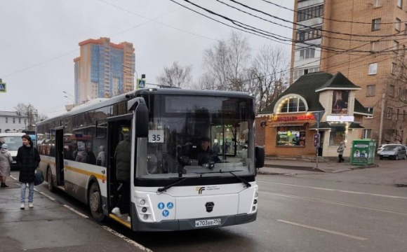 На маршрут №35, который соединяет деревню Нефедьево со станцией МЦД «Павшино», добавили два новых автобуса