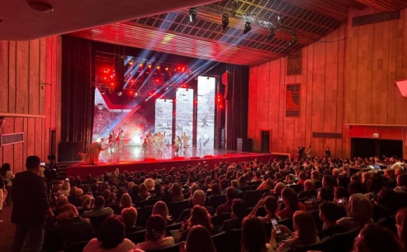 Во Дворце культуры «Подмосковье» прошло театрализованное гала-представление «За мирное небо и улыбки детей»