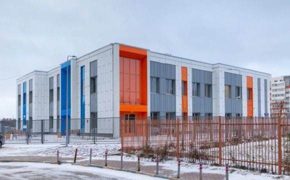 В жилом комплексе «Новая Рига» построили детско-взрослую поликлинику, рассчитанную на 150 приемов в смену