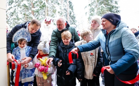 Дмитрий Волков вместе с жителями торжественно открыл филиал «Сабурово» Культурно-досугового комплекса «Красногорье»